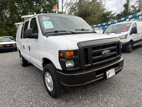 Used 2014 Ford E-350 and Econoline 350 Super Duty image 4