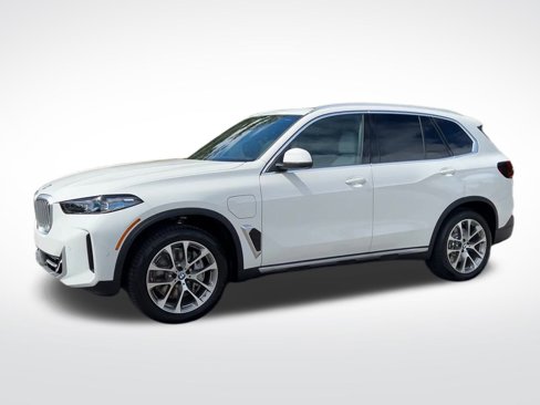 New 2026 BMW X5 xDrive50e w/ Premium Package image 4