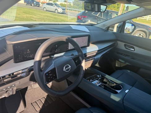 Used 2025 Nissan Murano Platinum w/ Cargo Package image 12