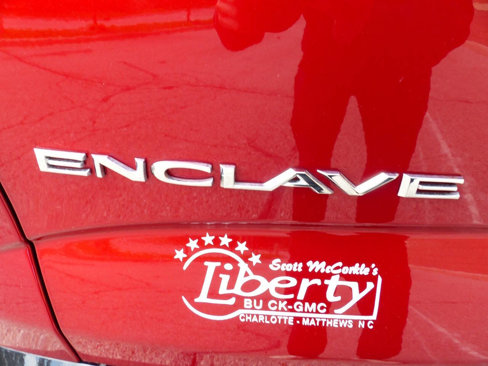 Used 2024 Buick Enclave Essence w/ Sound and Sites Package image 9