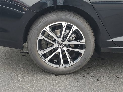 New 2025 Volkswagen Jetta Sport image 5