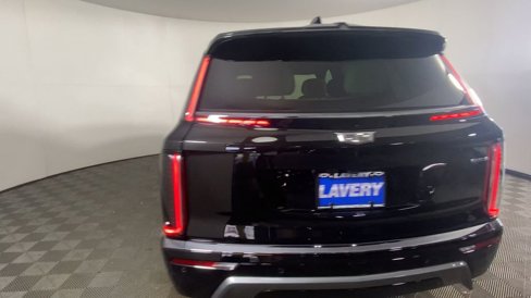 New 2026 Cadillac Vistiq Sport w/ LPO, Floor Liner Package image 10