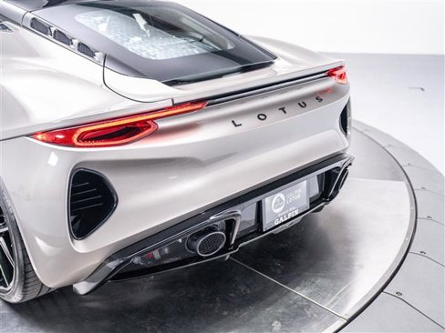 New 2025 Lotus Emira image 27
