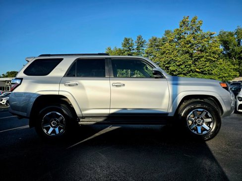 Used 2024 Toyota 4Runner TRD Off-Road image 8
