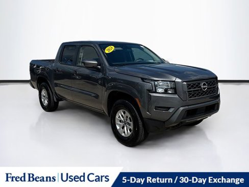 Used 2024 Nissan Frontier SV image 1