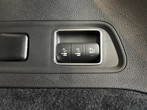 New 2026 Mercedes-Benz GLS 450 4MATIC image 36