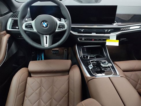 New 2026 BMW X5 M60i image 24