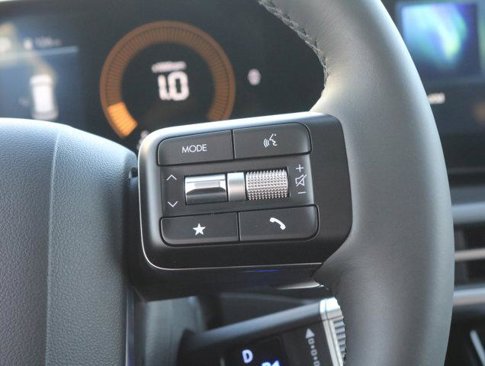 New 2025 Hyundai Santa Fe SEL image 20