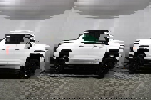Used 2024 Chevrolet Silverado EV W/T image 44