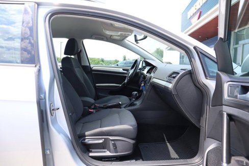 Used 2017 Volkswagen Golf S image 20