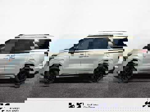 New 2026 Kia Carnival SX Prestige image 2