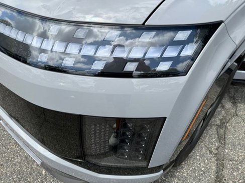 New 2026 Hyundai Ioniq 9 SEL image 13