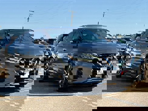Used 2019 Nissan Maxima 3.5 SV image 2