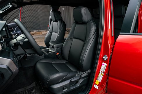 Used 2025 Toyota Tacoma SR5 image 29