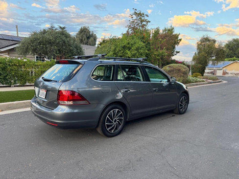 Used 2010 Volkswagen Jetta TDI image 4