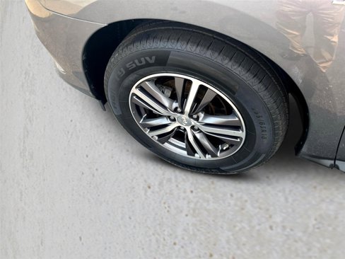 Used 2019 INFINITI QX60 Luxe w/ Essential Package image 41