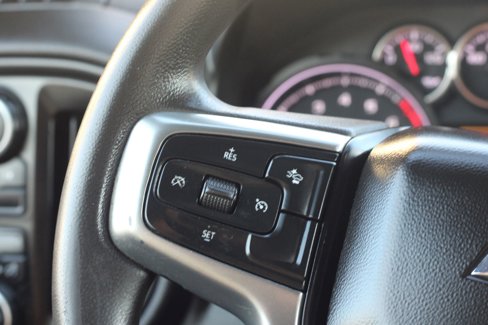 Used 2022 Chevrolet Silverado 2500 Custom w/ Custom Value Package image 15