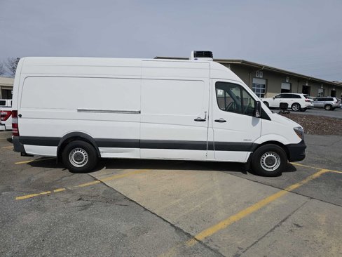 Used 2014 Freightliner Sprinter 2500 image 4