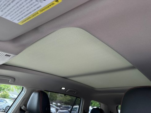 New 2025 Volkswagen Atlas Peak Edition SE image 21