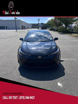Used 2020 Toyota Corolla LE image 1
