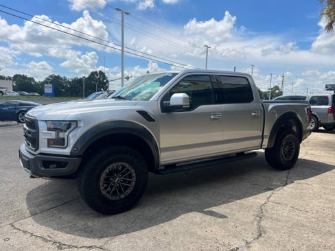 Used 2019 Ford F150 Raptor w/ Equipment Group 802A Luxury image 12