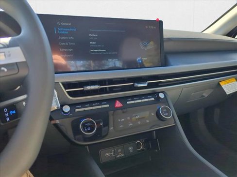 New 2025 Hyundai Sonata SEL image 17
