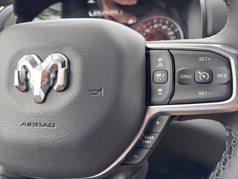New 2026 RAM 1500 4x4 Crew Cab image 20