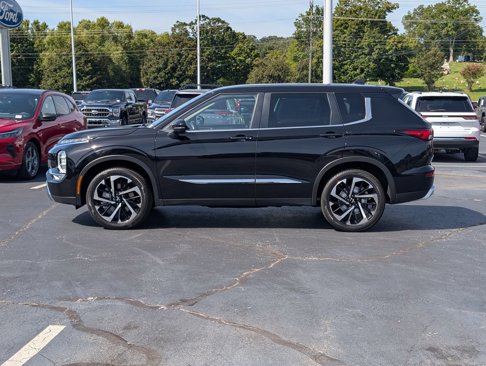 Used 2022 Mitsubishi Outlander SE image 5