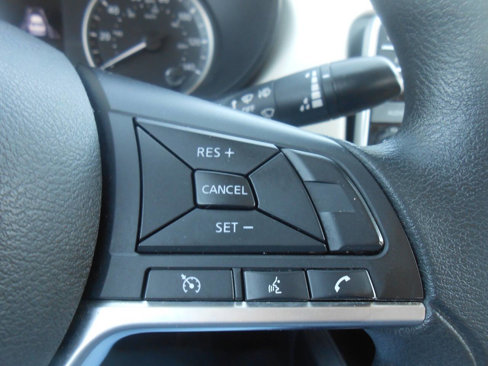 Used 2021 Nissan Versa SV image 17