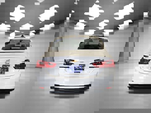 Used 2023 Chevrolet Malibu LS image 4