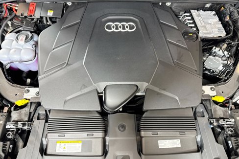 New 2025 Audi Q7 3.0T Prestige image 28