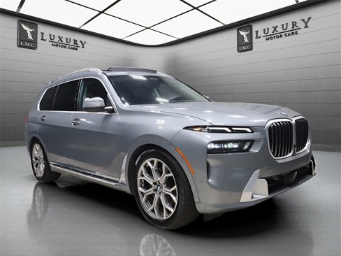 Used 2023 BMW X7 xDrive40i w/ Premium Package image 10