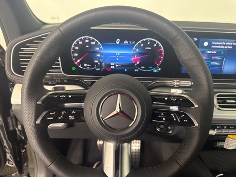 New 2026 Mercedes-Benz GLS 450 4MATIC image 17