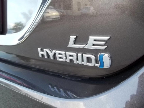 Used 2018 Toyota Camry LE image 28
