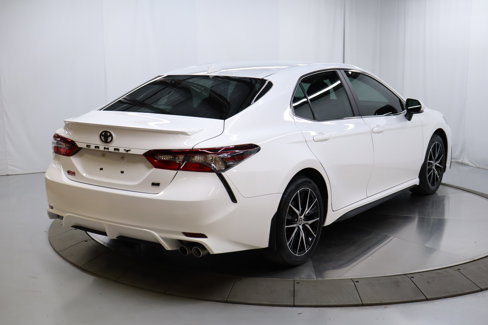 Used 2024 Toyota Camry SE image 7