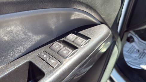 Used 2022 Chevrolet Colorado W/T w/ WT Convenience Package image 17