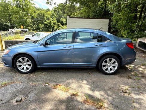 Used 2011 Chrysler 200 Touring image 5