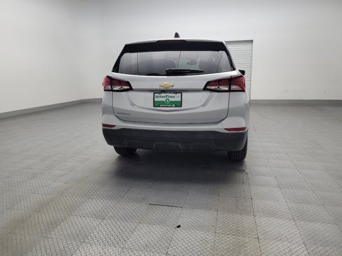 Used 2022 Chevrolet Equinox LS w/ LS Convenience Package image 7