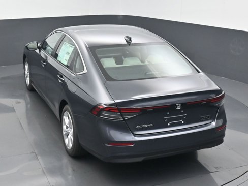 New 2025 Honda Accord LX image 18