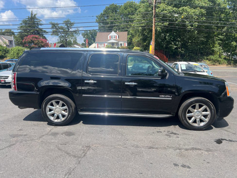 Used 2013 GMC Yukon XL Denali image 4