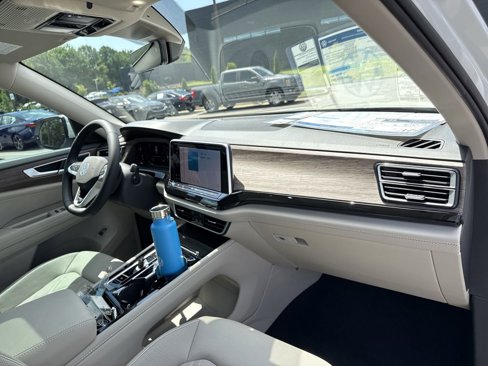 New 2025 Volkswagen Atlas SEL Premium R-Line image 23