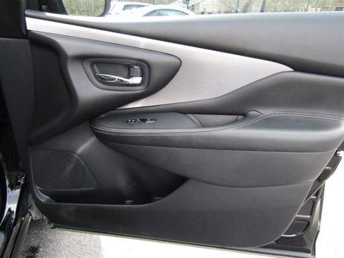 Used 2020 Nissan Murano S w/ Technology Package image 26