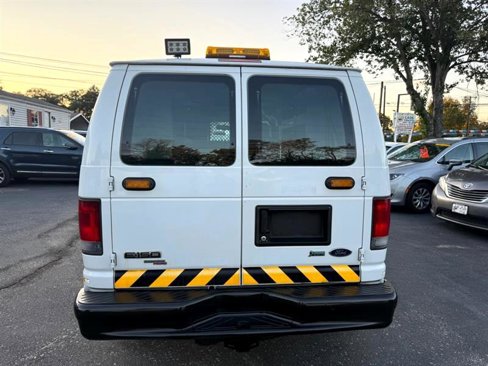 Used 2014 Ford E-150 and Econoline 150 w/ Power Group image 7