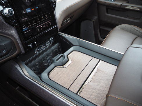 New 2026 RAM 2500 Limited image 25