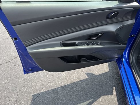 New 2025 Hyundai Elantra Sport image 10