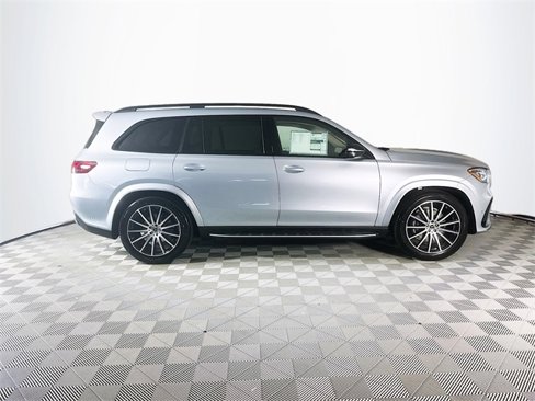 New 2026 Mercedes-Benz GLS 580 4MATIC image 8