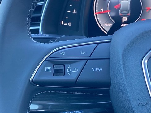 New 2025 Audi Q7 2.0T Premium image 8