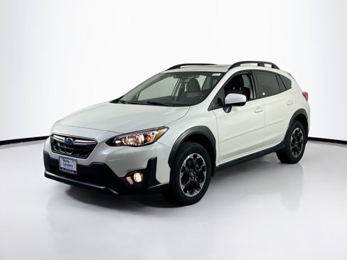 Used 2023 Subaru Crosstrek 2.0i Premium image 1