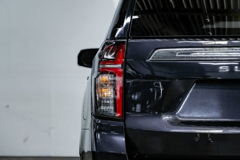 Used 2022 Chevrolet Suburban Premier image 60