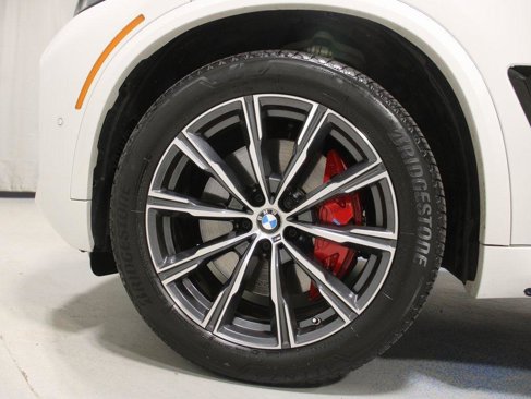 Certified 2025 BMW X5 xDrive40i w/ M Sport Package image 26